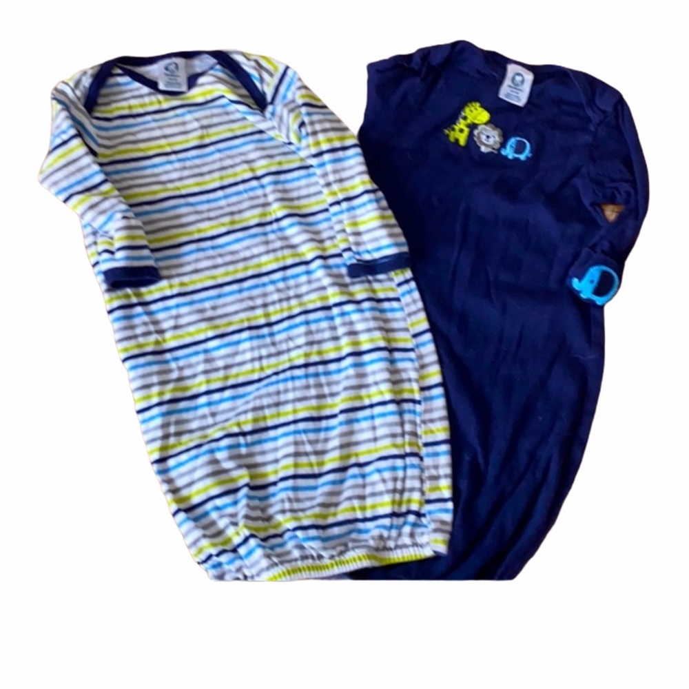 Two long sleeve pajamas